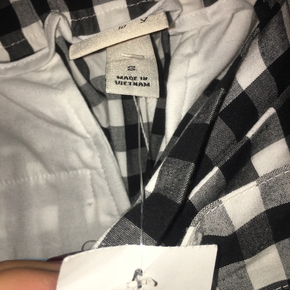 NEW PLAID SHORTS - Picture 2 of 3